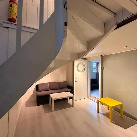 ヴィラ Beautiful Spacious W Garden