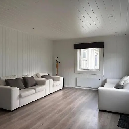 Βίλα Beautiful Spacious W Garden